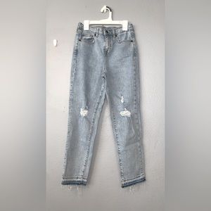 These are so comfy and chic, size 10/12 in girls and brand cat and jack